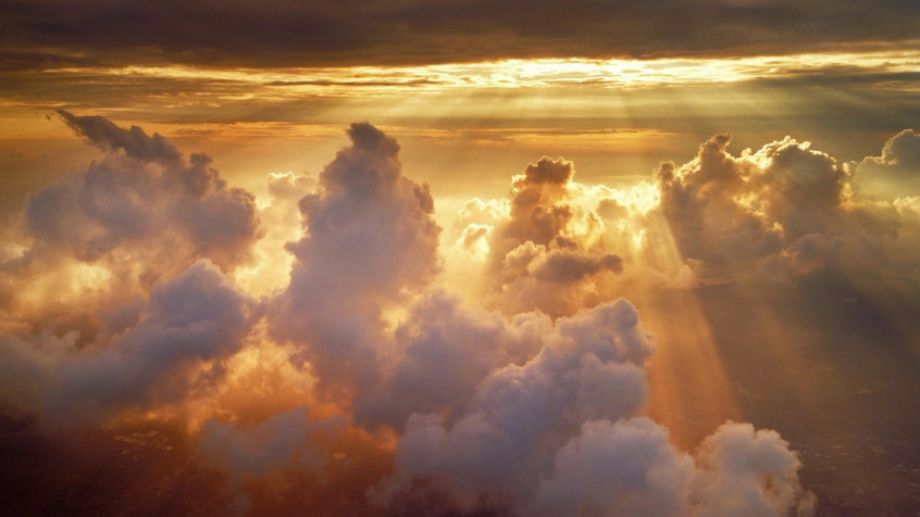 Beautiful Sky Clouds Laptop Background 2400x1350px