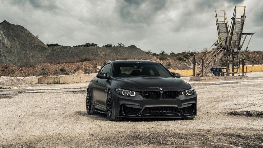 Bmw M4 MacBook Background 2048x1152px