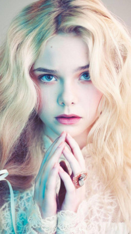 Elle Fanning iPhone Wallpaper 1080x1920px