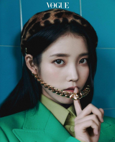 Iu Vogue Android Wallpaper Image 1080x1336px