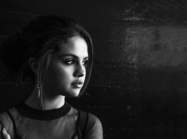 Selena Gomez Wallpaper Image 3541x2631px