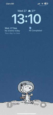 Snoopy iPhone 15 Pro Max Wallpaper 1290x2796px