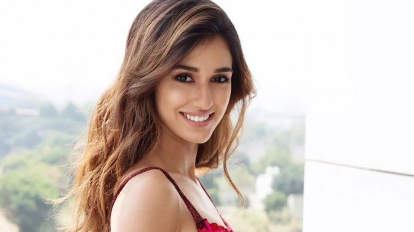 Disha Patani Full HD 1080p Wallpaper 1920x1080px