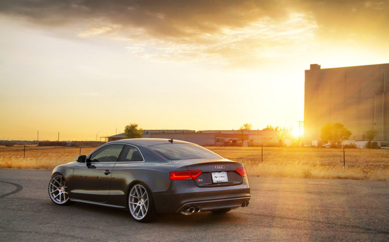 Audi S5 Laptop Wallpaper 1920x1196px