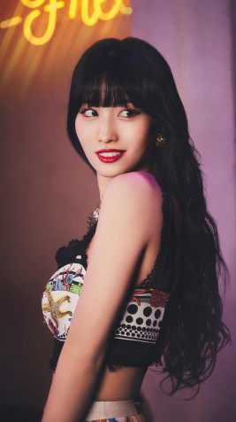 Momo Hirai 4k Phone Wallpaper 2160x3840px