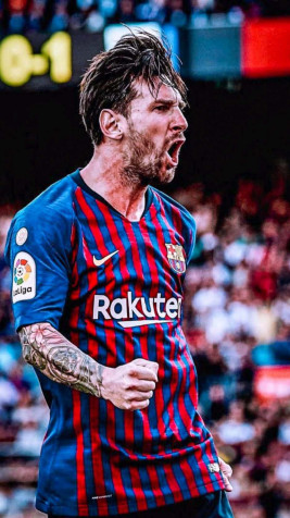 Aesthetic Lionel Messi Wallpaper for Mobile 938x1668px