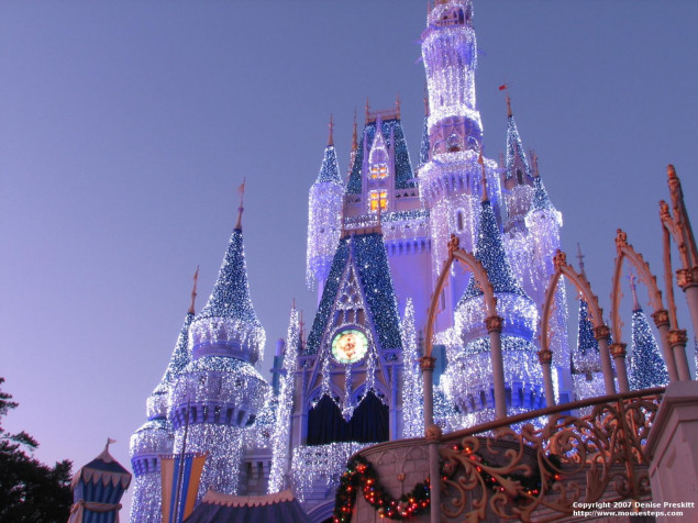 Disney HD Background 1600x1200px