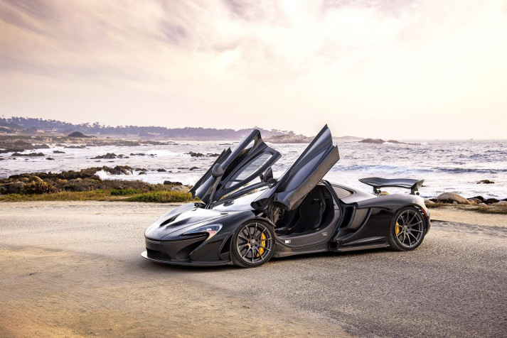 Mclaren P1 Laptop Background 2048x1367px