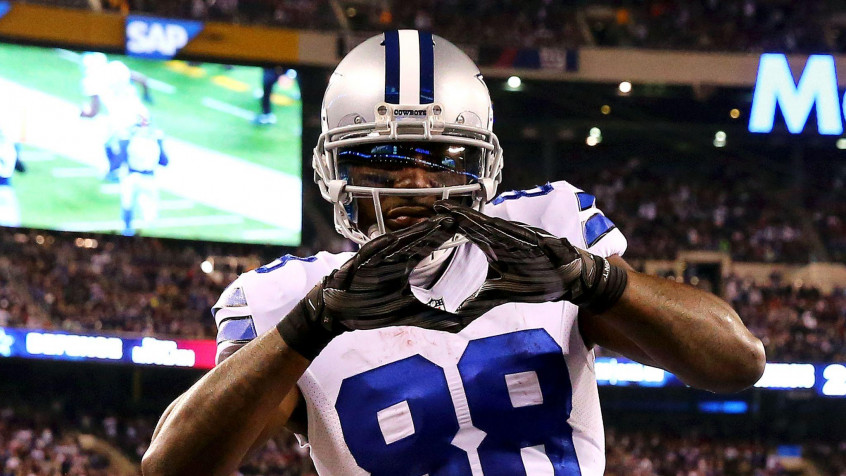 Dez Bryant Laptop Wallpaper 2048x1152px