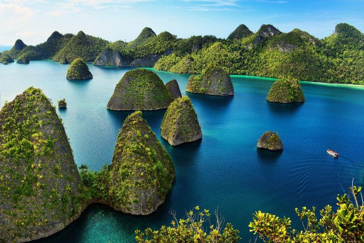 Raja Ampat Desktop HD Background 1536x1025px