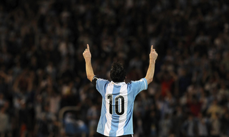 Messi Argentina Laptop Background 3500x2091px