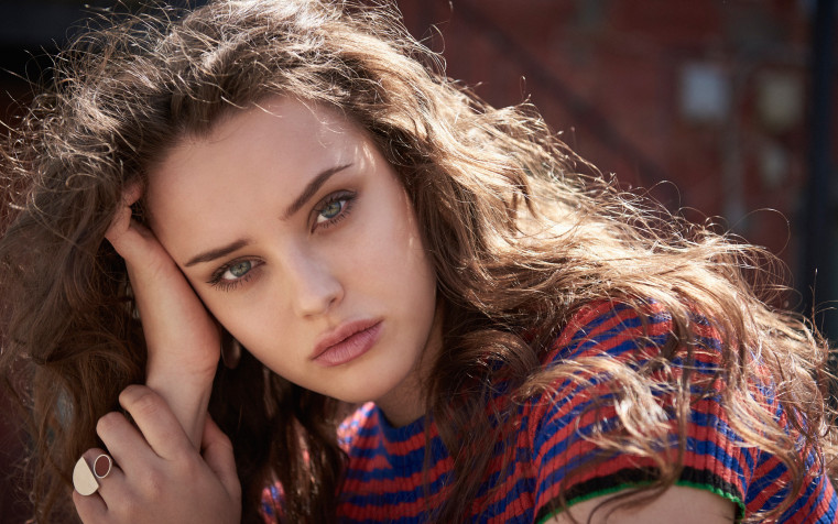 Katherine Langford MacBook Wallpaper 2560x1600px