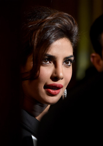 Priyanka Chopra iPhone Wallpaper Image 2115x3000px