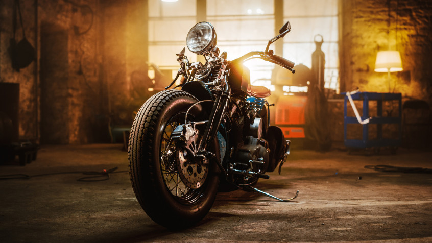 Bobber Bike HD Background 2000x1125px