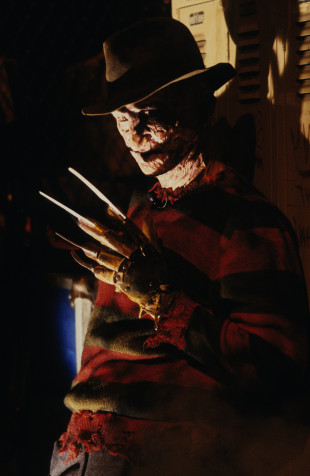 Freddy Krueger iPhone Background Image 2672x4096px