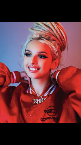 Zhavia Ward Phone Background Image 1242x2208px