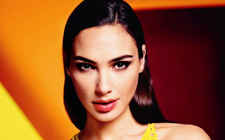 Gal Gadot Desktop HD Wallpaper 1280x800px