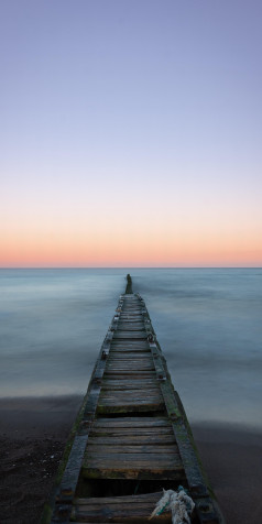 Pier iPhone Background Image 2762x5524px