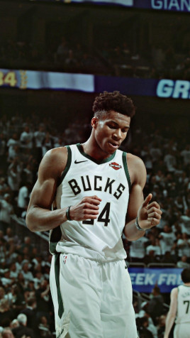 Giannis Antetokounmpo Mobile Background 1153x2048px