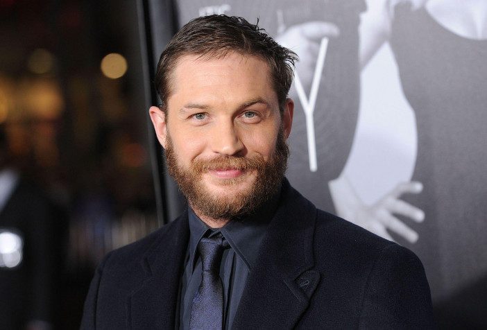 Tom Hardy Laptop Wallpaper 2048x1389px