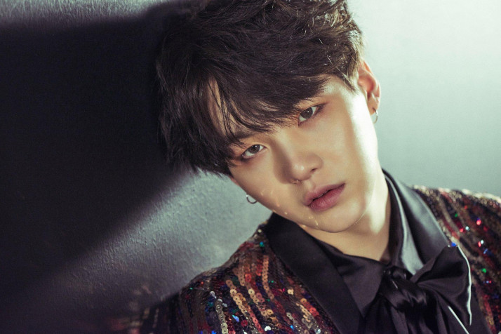 Bts Suga Hd Wallpaper Image 1920x1281px