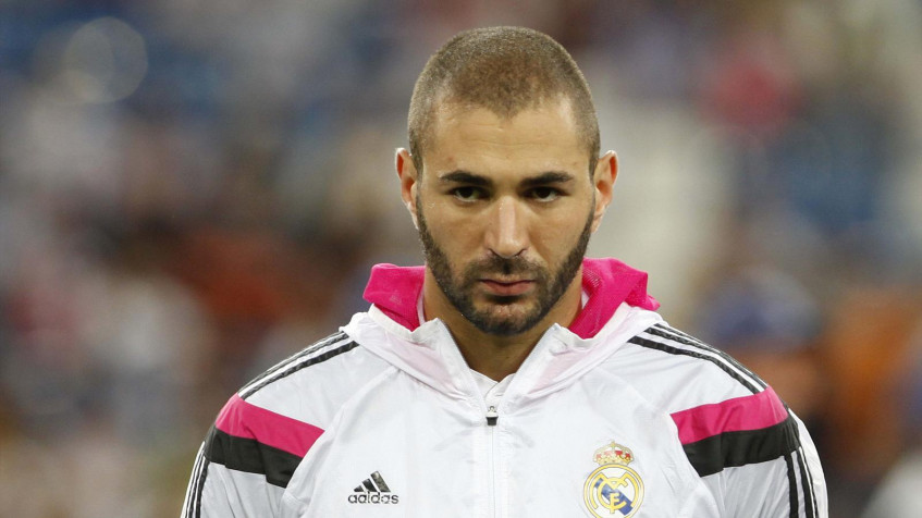 Karim Benzema Desktop Wallpaper 1600x900px