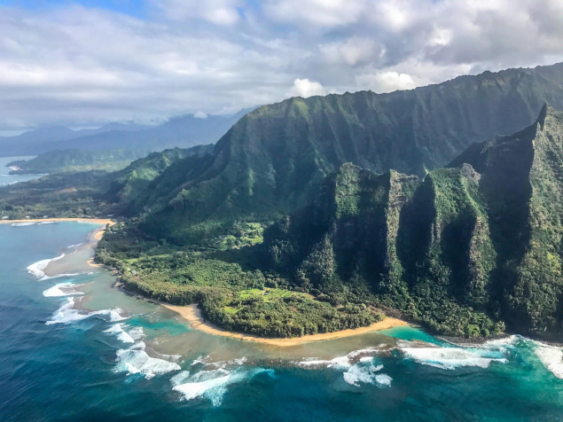 Na Pali Coast HD Background 2048x1536px