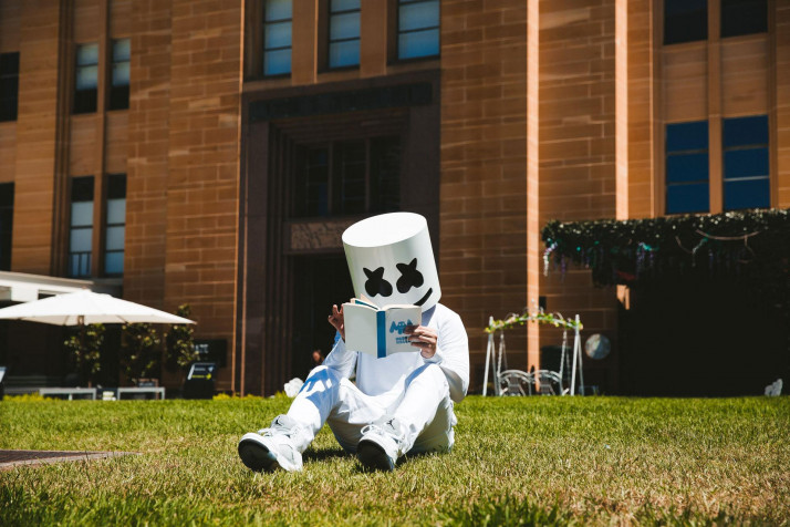 Marshmello MacBook Wallpaper 1920x1280px