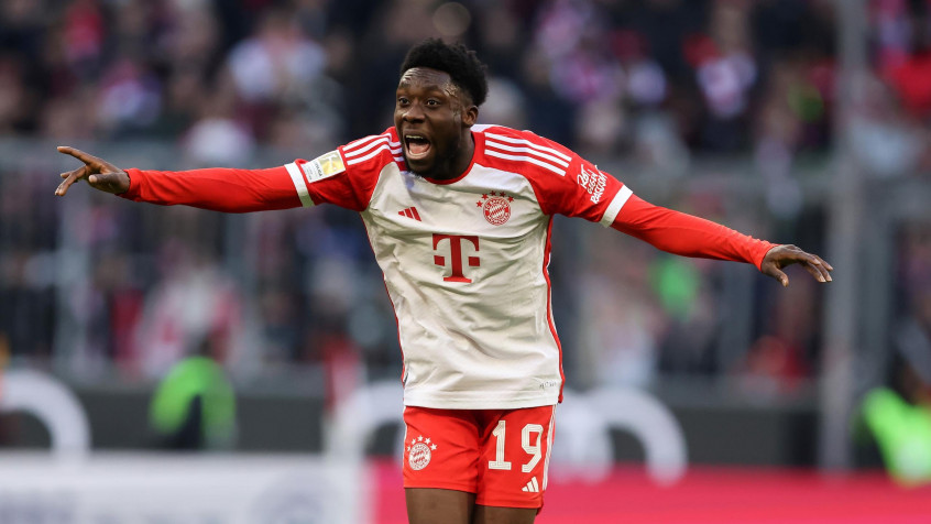 Alphonso Davies 2k QHD Wallpaper 2560x1440px