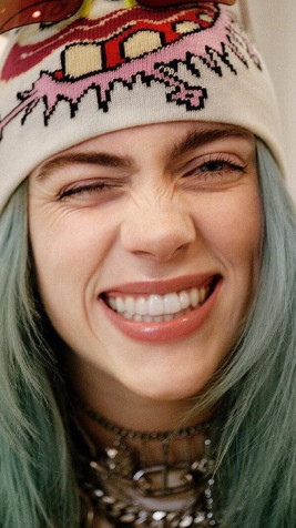 Cute Billie Eilish iPhone Background Image 800x1422px