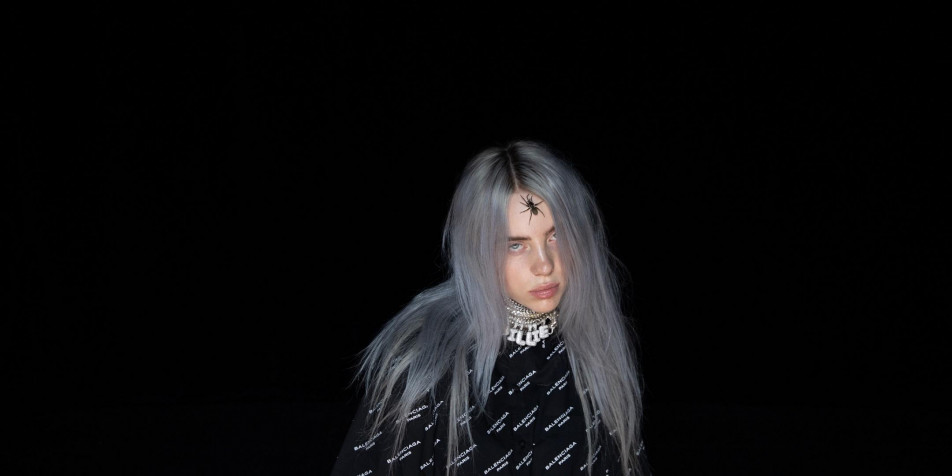 Billie Eilish MacBook Wallpaper 2160x1080px