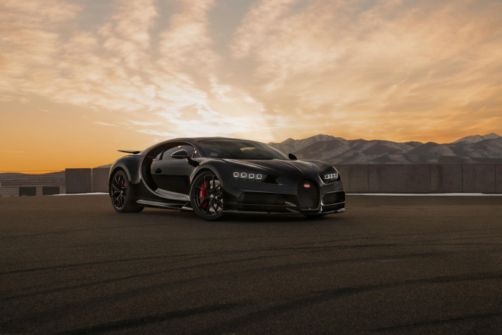 Bugatti Chiron Desktop HD Background 4000x2668px