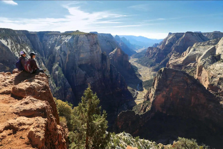 Zion National Park Desktop Wallpaper 1600x1068px