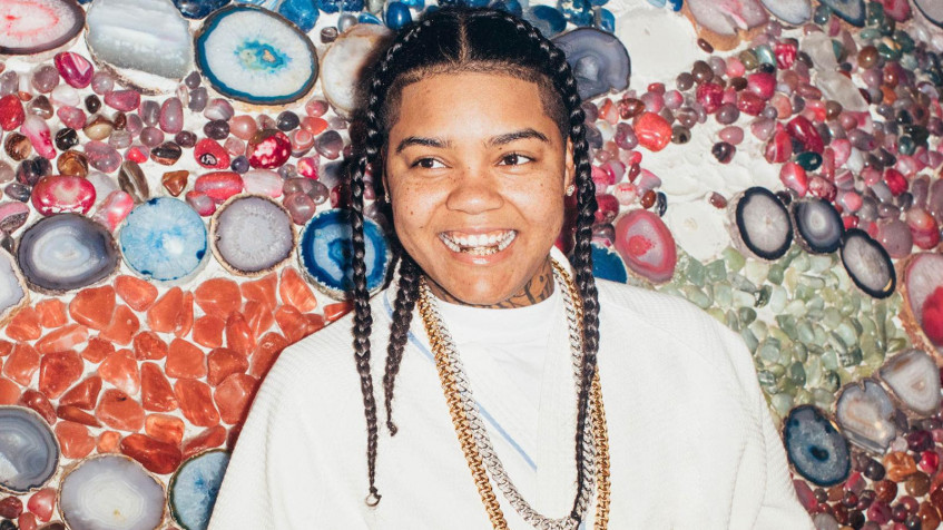 Young M A Desktop Wallpaper 1600x900px