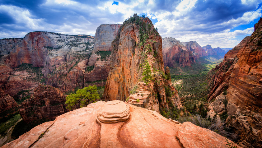 Zion National Park Desktop Background 5558x3141px