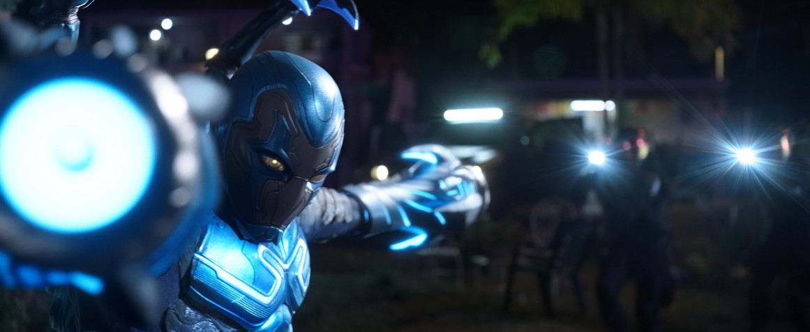 Blue Beetle MacBook Background 4389x1800px