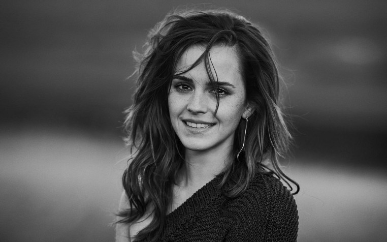 Emma Watson Widescreen HD Wallpaper 1920x1200px