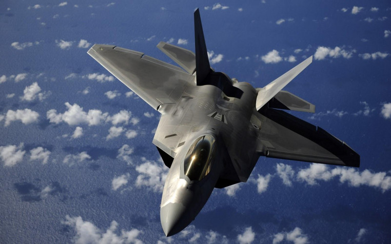 F 22 Raptor Laptop Wallpaper 1600x1000px