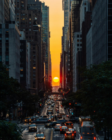 Manhattanhenge Mobile Wallpaper 1649x2048px