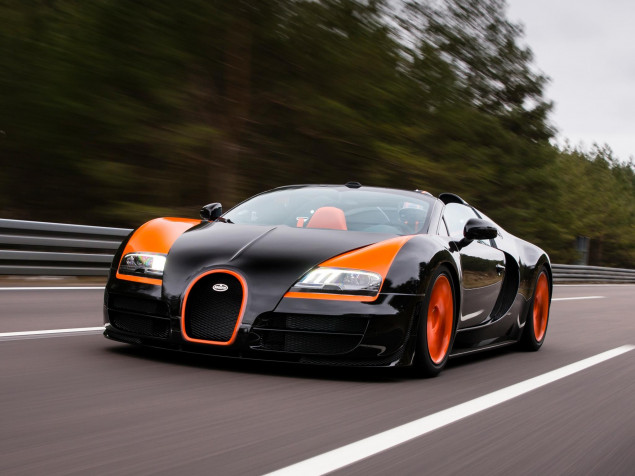 Bugatti Veyron Wallpaper Image 2048x1536px