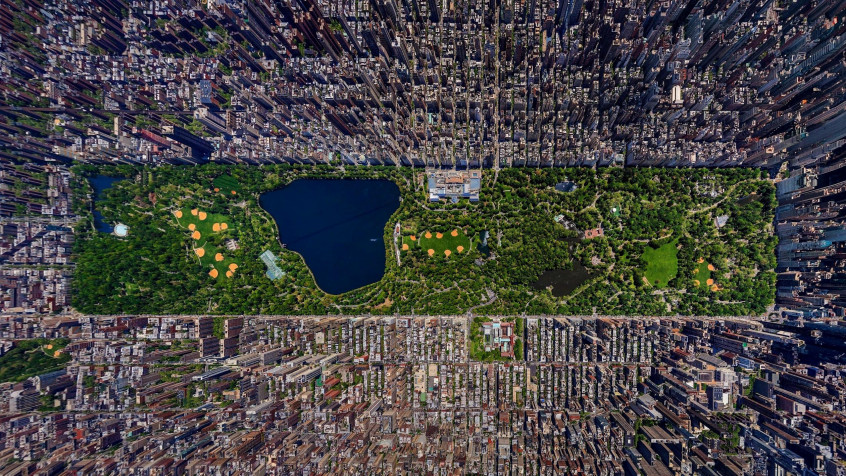 Central Park MacBook Background 2521x1418px