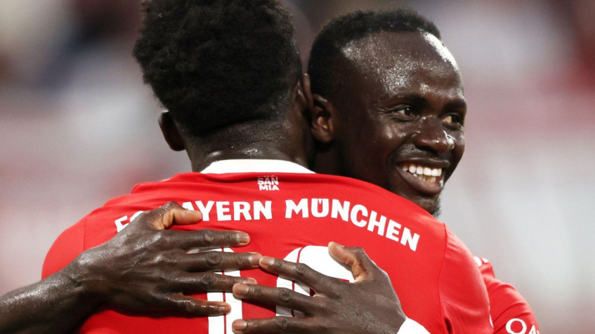 Sadio Mane Bayern MacBook Wallpaper 1600x900px