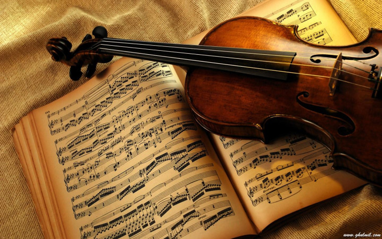 Violin Desktop HD Background 1440x900px