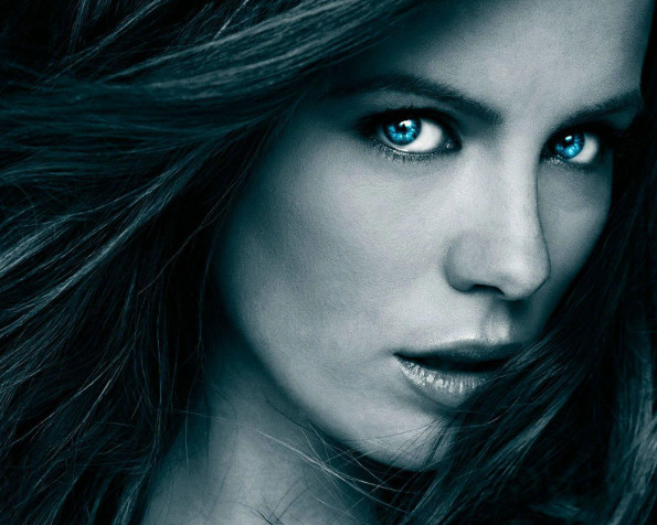 Kate Beckinsale MacBook Background 1600x1280px