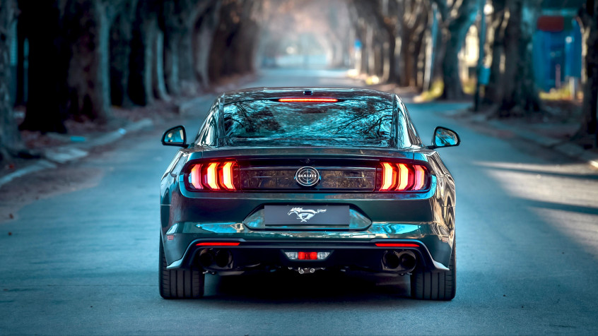 Ford Mustang MacBook Background 5120x2880px