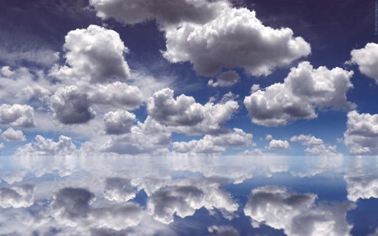 Beautiful Sky Clouds Laptop Background 1600x1000px