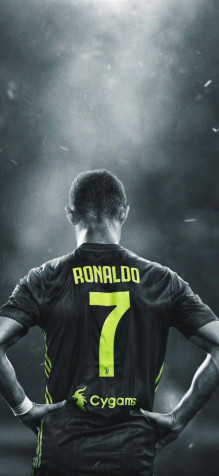 Ronaldo iPhone 13 Mini Wallpaper 1080x2340px