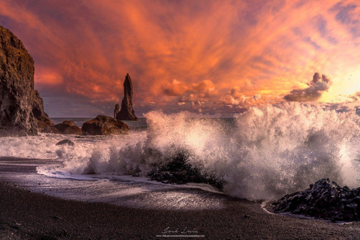 Reynisfjara Iceland Desktop Background 1650x1100px