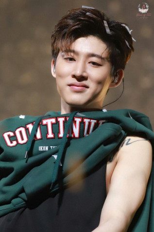 Ikon Bobby Wallpaper for Mobile 1242x1862px