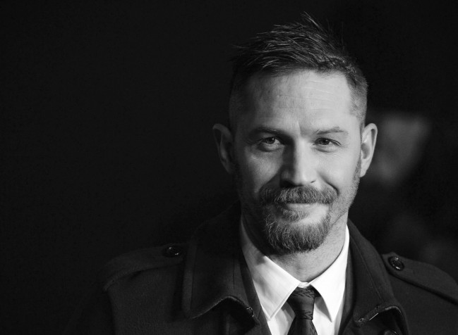 Tom Hardy HD Background 3280x2404px